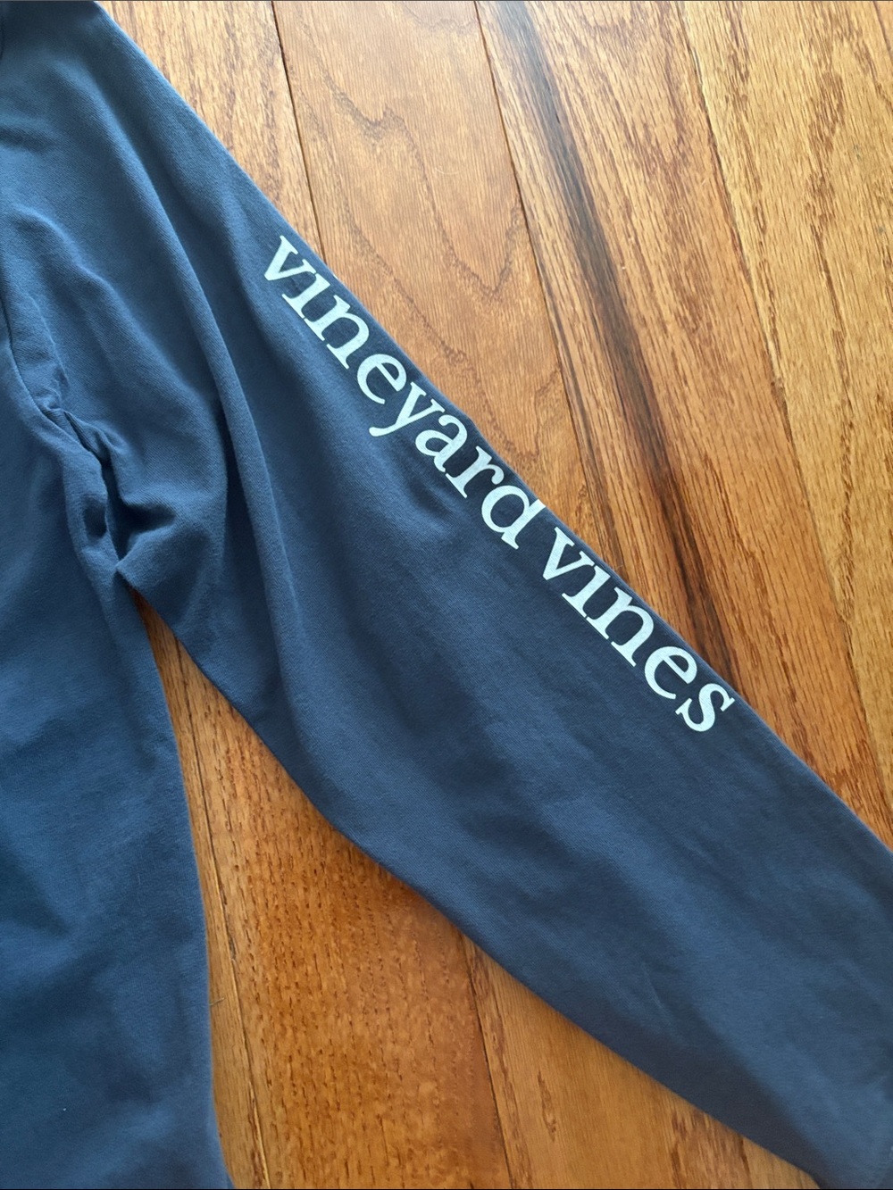 Youth Vineyard Vines shirt - Picture 5 of 5